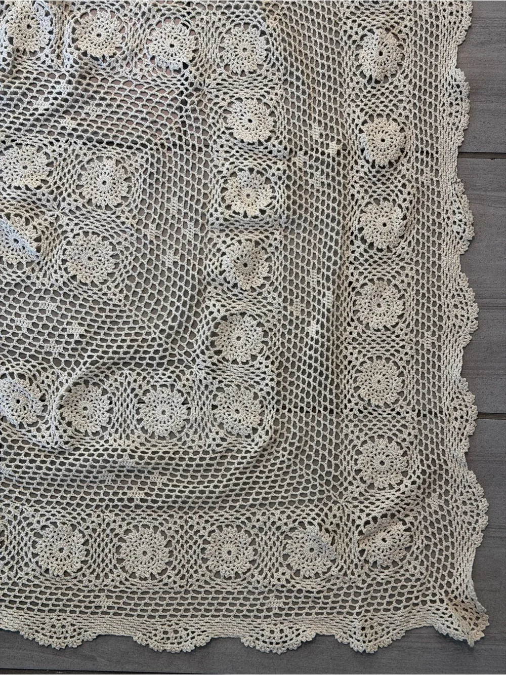 Vintage Hand Crocheted Floral Table Topper 38” Square Scalloped Edges